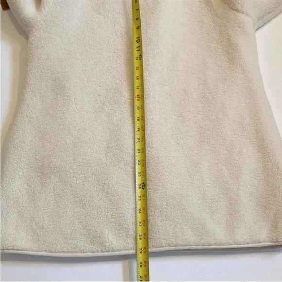 Koolaburra by UGG NWT Reversible Sherpa Quilted Jacket size Small - Picture 12 of 14